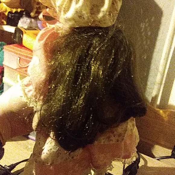 Porcelain doll - Picture 5 of 5